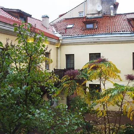 Cozy Studio In Hidden Courtyard Vilnius